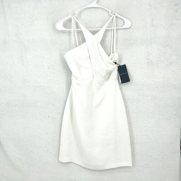 Halston Dress Women Size 2 Mini White Halter Neck Cross Front Diletta Sequin NEW - Picture 1 of 5